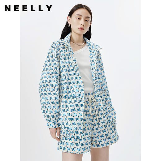 NEELLY纳俪商场同款春季新款字母印花短外套女宽松休闲连帽上衣N23031C01149 商品图0