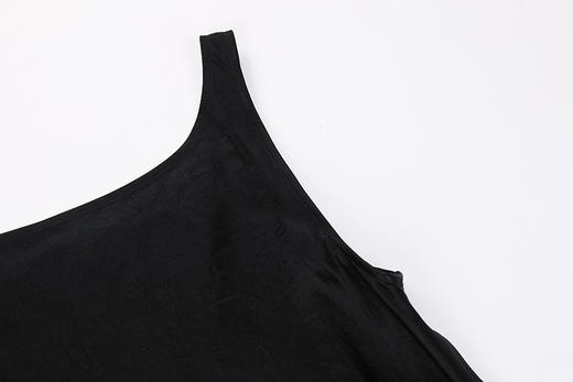 双侧腰捏褶溢边连衣裙 商品图3