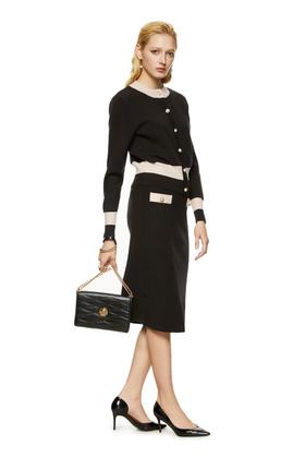 ESTELLICA 珍珠扣开衩针织套装 8900