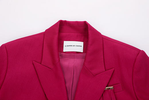 不对称溢边条直身西服 商品图4