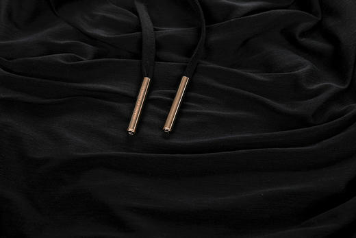 斜领多层褶皱修身上衣 商品图4