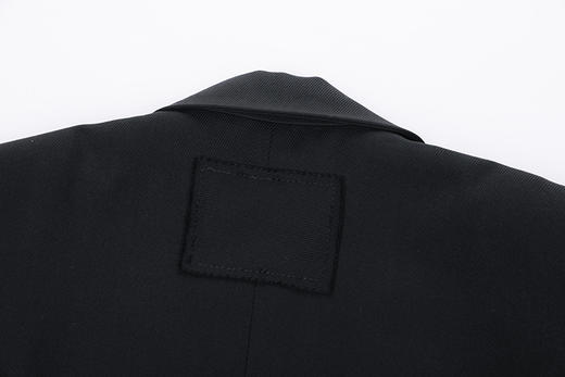 不对称溢边条直身西服 商品图6
