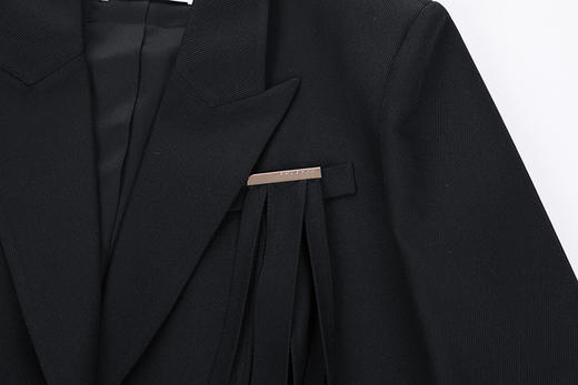 不对称溢边条直身西服 商品图3