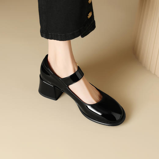 春季新款，小香风牛漆皮圆头中跟单鞋肥脚TZ-124 商品图6