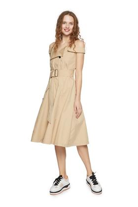 OCTAVIA 露肩吊带束腰连衣裙 5616