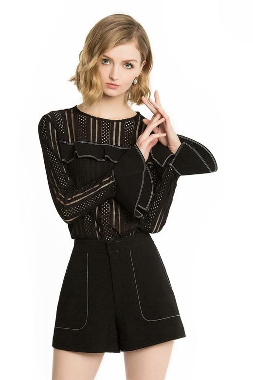 ROSEHOO 黑色荷叶边镂空上衣 1148 商品图0