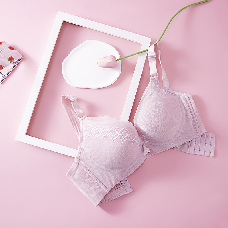 都市丽人内衣薄锁边料三排扣无钢圈3/4杯常规文胸LB325A