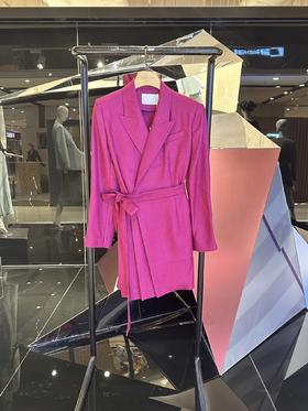 搭片下摆收腰西服