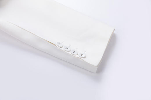 装饰胸兜直筒西服 商品图10