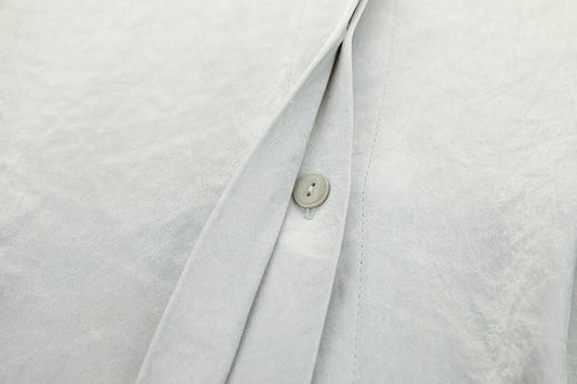 简约飞袖设计衬衫 商品图4