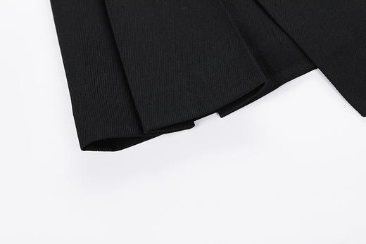 不对称百褶A字半身裙 商品图4