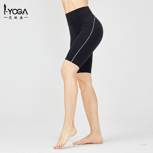 IYOGA 艾瑜嘉新品运动五分裤运动跑步瑜伽裤吸湿透气莱卡N66亲肤四面弹K5-001 商品图4