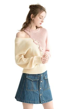 JUNNE 不对称露肩撞色毛衫 1133