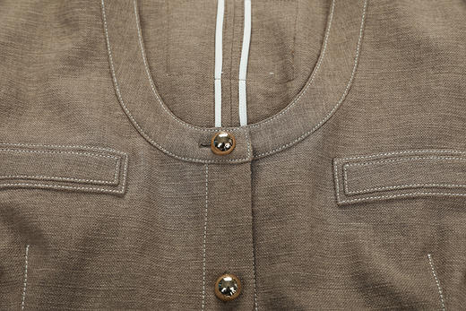 系扣圆领短袖西服 商品图3