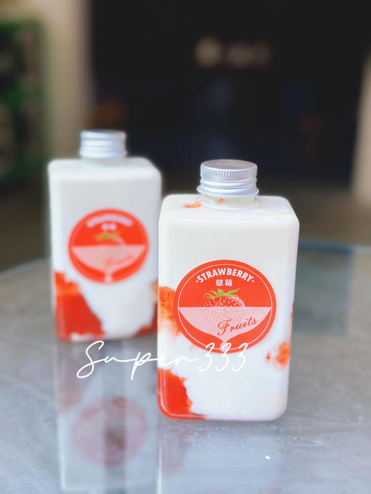 草莓牛乳 商品图0