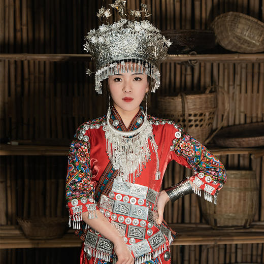 【遇见翠翠--个人写真】凤凰古城民族风旅拍个人写真民族装一对一拍摄 商品图3