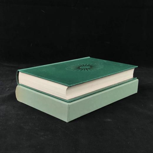 托马斯·克里维文集 17幅插图 精装大32开带书匣 商品图1