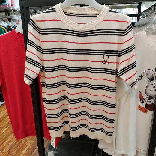 女针织上衣6530 商品图1