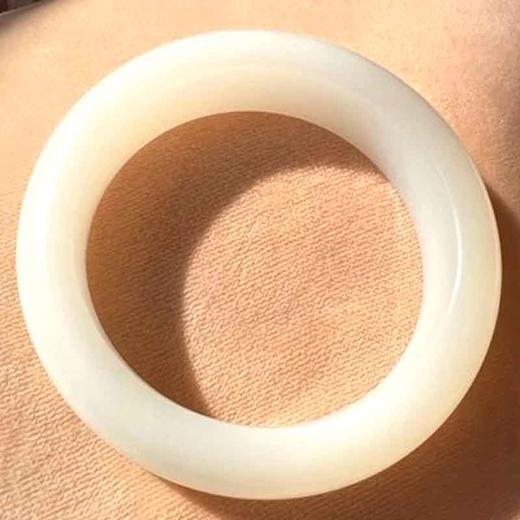 传承典藏羊脂玉手镯 商品图0