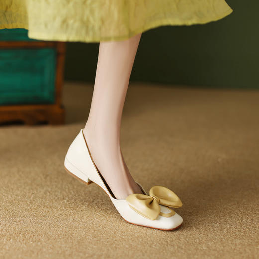 优雅百搭，蝴蝶结经典款低跟单鞋OFSM6691-1 商品图9