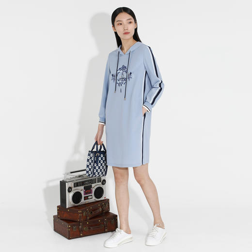 西贝伦连衣裙S26A1506 商品图0