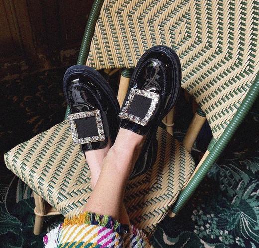 重磅渠道  RV方扣乐福鞋  厚底小皮鞋  超软进口胎牛漆皮 商品图0