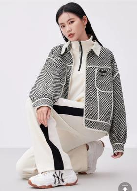 爱居兔女茄克