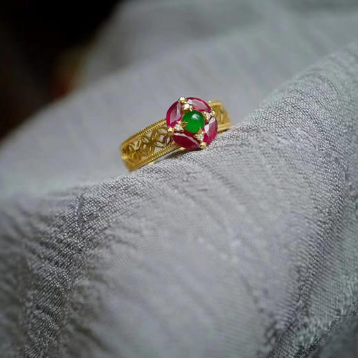 龢盒原创 财运滚‮红滚‬宝石‮翠翡‬戒指 商品图1