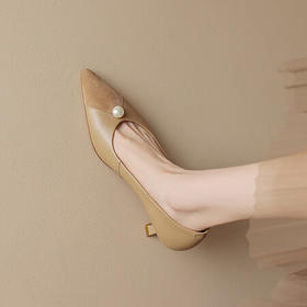 时尚百搭，真皮细跟高跟鞋HBP-5110