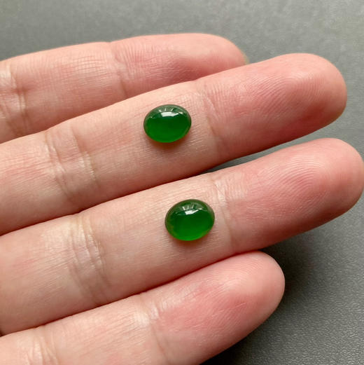 高冰种老坑帝王绿阳绿翡翠蛋面 商品图5