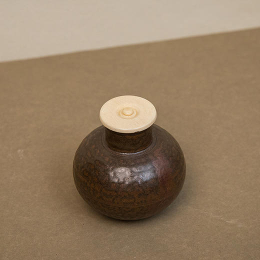 陶长颈鼓腹茶入 商品图3