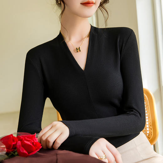 DY330291新款女装性感深V洋气小衫弹力内搭紧身长袖上衣 商品图5