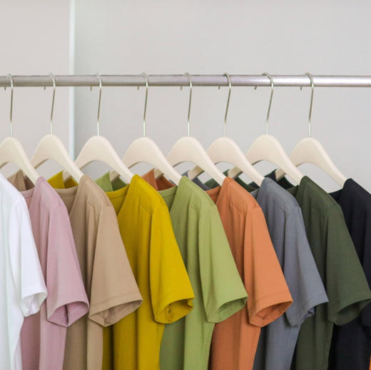 女士V领索罗纳凉感科技面料短袖 商品图3