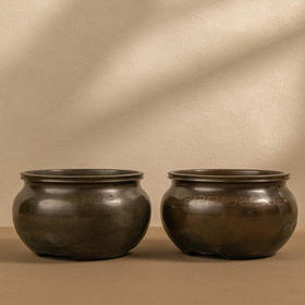 龙文堂铜嵌银丝回纹香炉（一对）