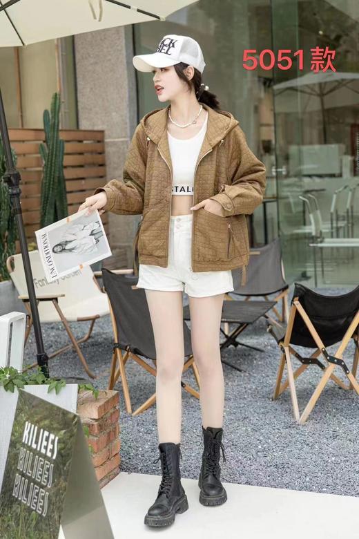 80640105 05479358 可甜外套 商品图0