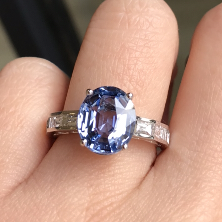 4.6克拉无烧蓝宝石戒指