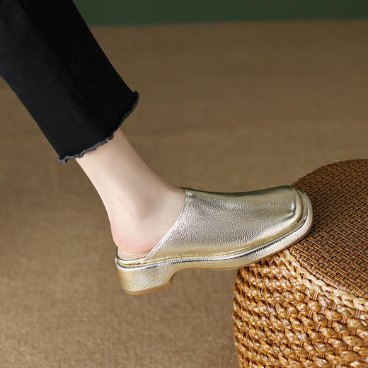 时尚个性，三色可选金属色包头凉鞋TYM-6146 商品图9