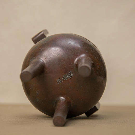 龟文堂铜三足鼎式香炉 商品图3