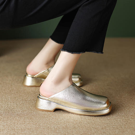 时尚个性，三色可选金属色包头凉鞋TYM-6146 商品图8