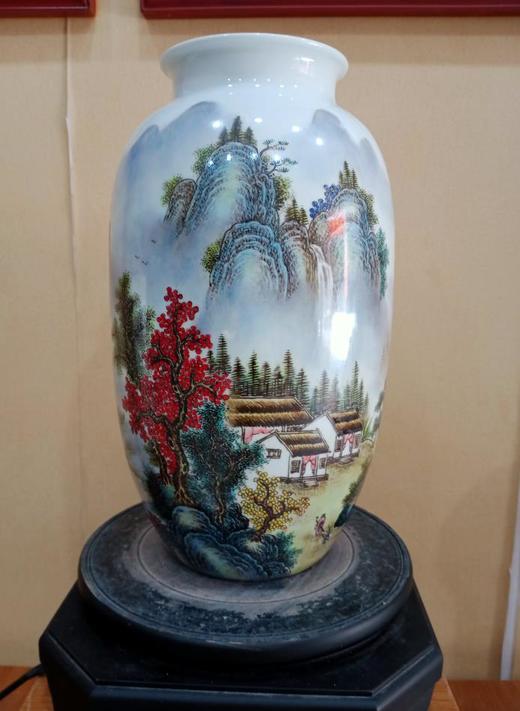 粉彩山水瓶江南秀色 商品图0