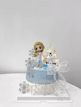 冰雪艾莎蛋糕