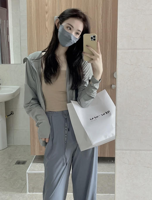 巨！冰！凉！垂感巨好！蕉下冰触系列轻薄沁风防晒阔腿裤 商品图4