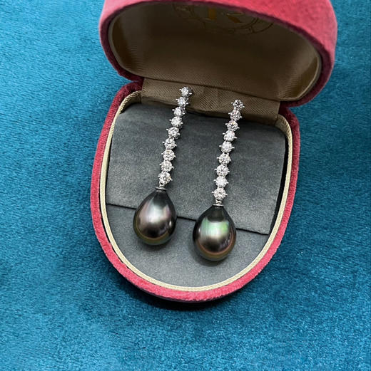 CHIC系列 18K镶钻石和大溪地珍珠 耳坠 商品图2