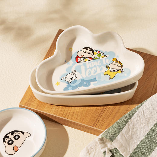 【摩登主妇&蜡笔小新联名】碗具套装菜碟家用陶瓷可爱儿童饭碗盘 商品图1