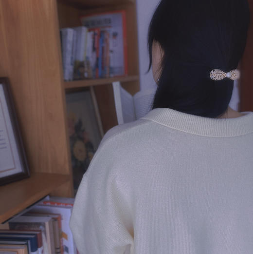 【下单3-5个工作日发】甄珠贝 法式春日浪漫风 淡水珍珠发夹 8-9mm 正面很饱满 很亮一颗 商品图6