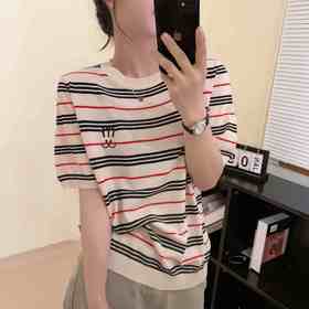 女针织上衣6530