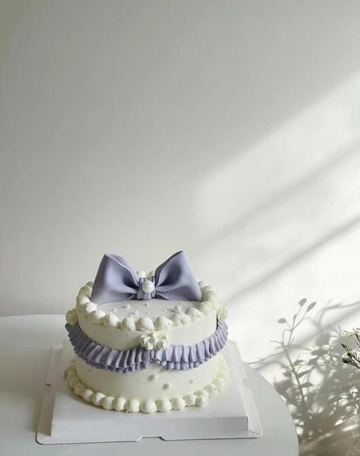 翻糖紫蝴蝶结蛋糕 商品图0