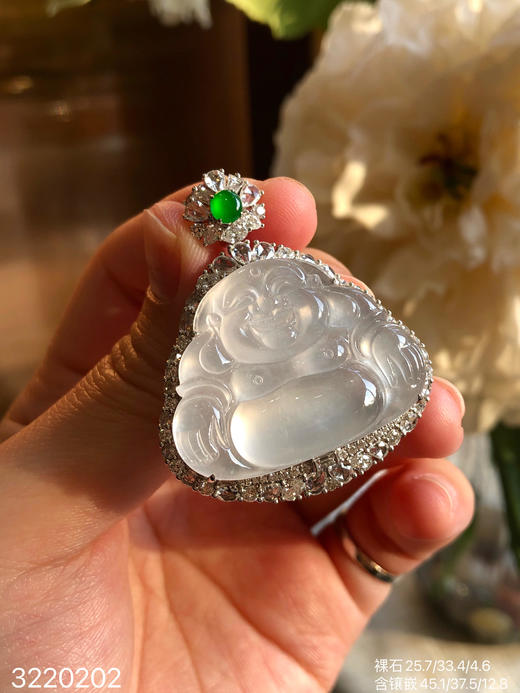 3220202，玻璃佛公吊坠。具体价格微信咨询 商品图0