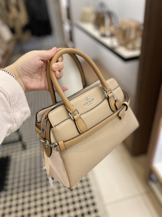 新品特价🇺🇸¥1750🉐✈️直邮！Coach Darcie系列新款小号戴妃包 商品图8