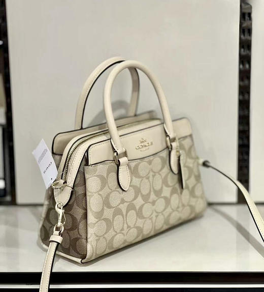 新品特价🇺🇸¥1699🉐✈️直邮！Coach Darcie系列新款小号戴妃包 商品图4